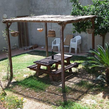 Il Filo Di Paglia Bed & Breakfast Comiso Exterior photo