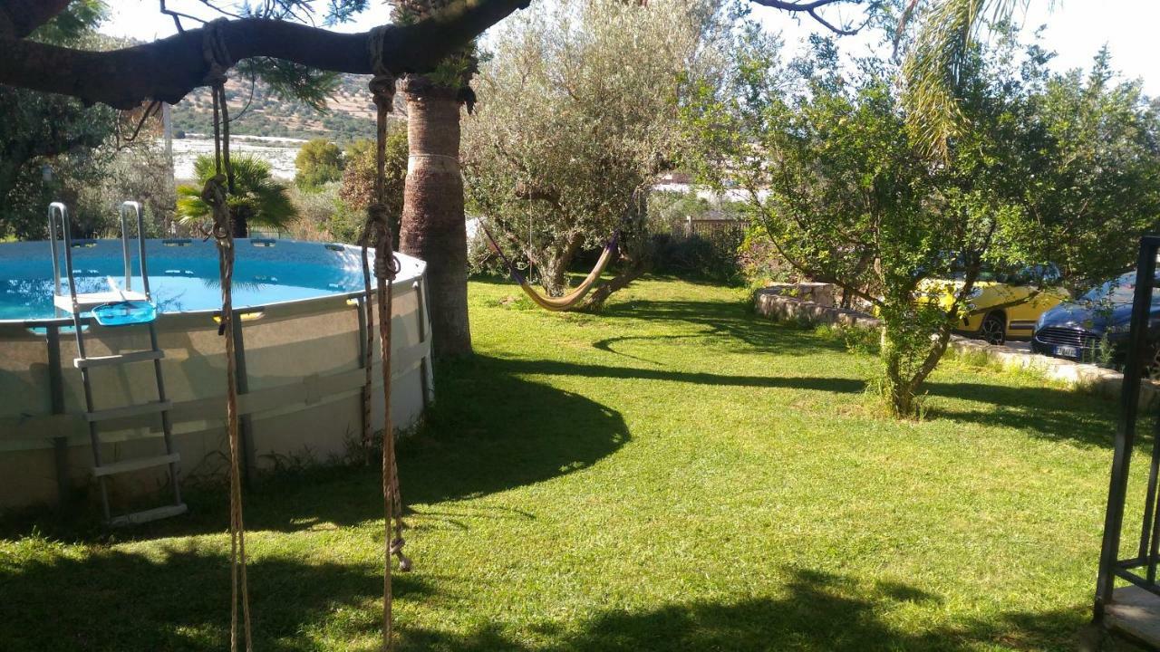 Il Filo Di Paglia Bed & Breakfast Comiso Exterior photo
